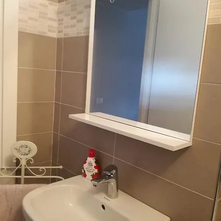 Elena Apartman Abbadia Lariana